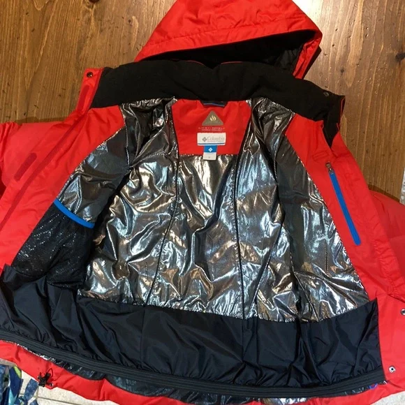 Columbia winter jacket women’s medium - Picture 3 of 3